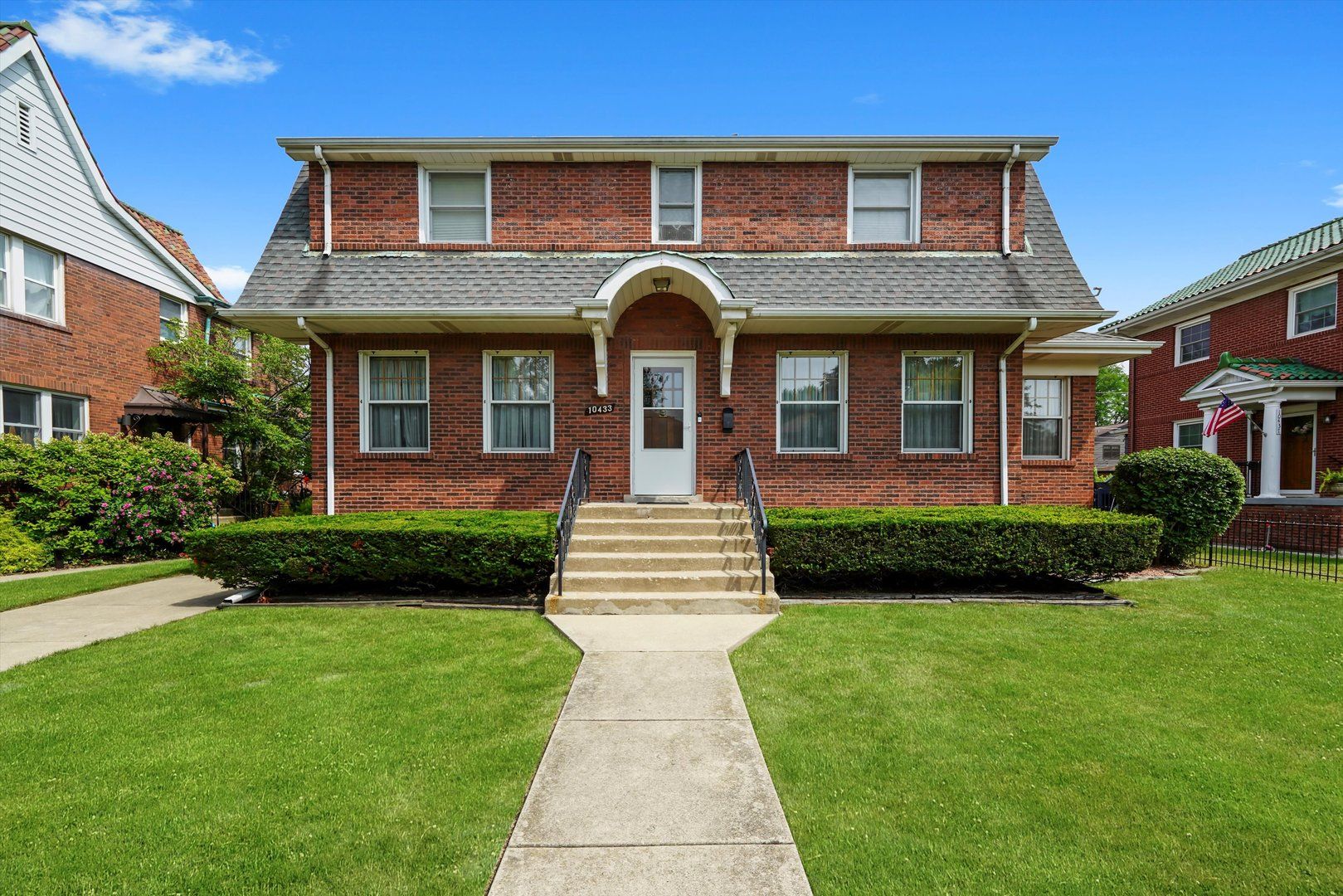 10433 S Leavitt Street — Chicago, IL 60643