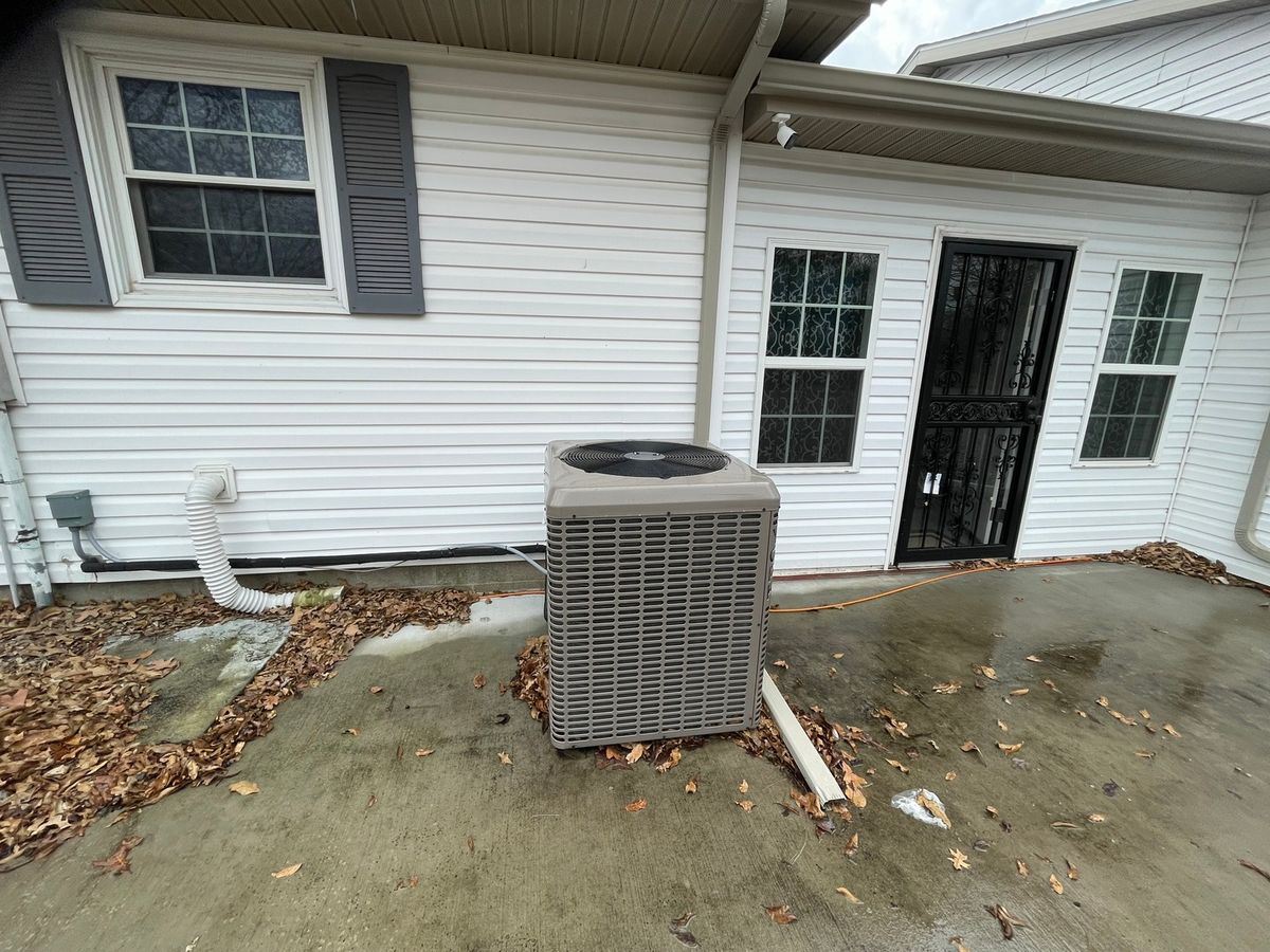 602 W William Street, Sesser, IL 62884