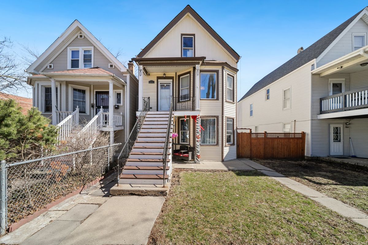 3355 HAMLIN Avenue, Chicago, IL 60618