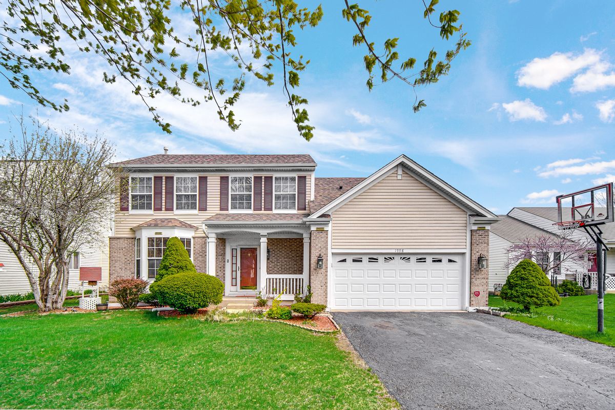 1998 Conway Lane, Aurora, IL 60503
