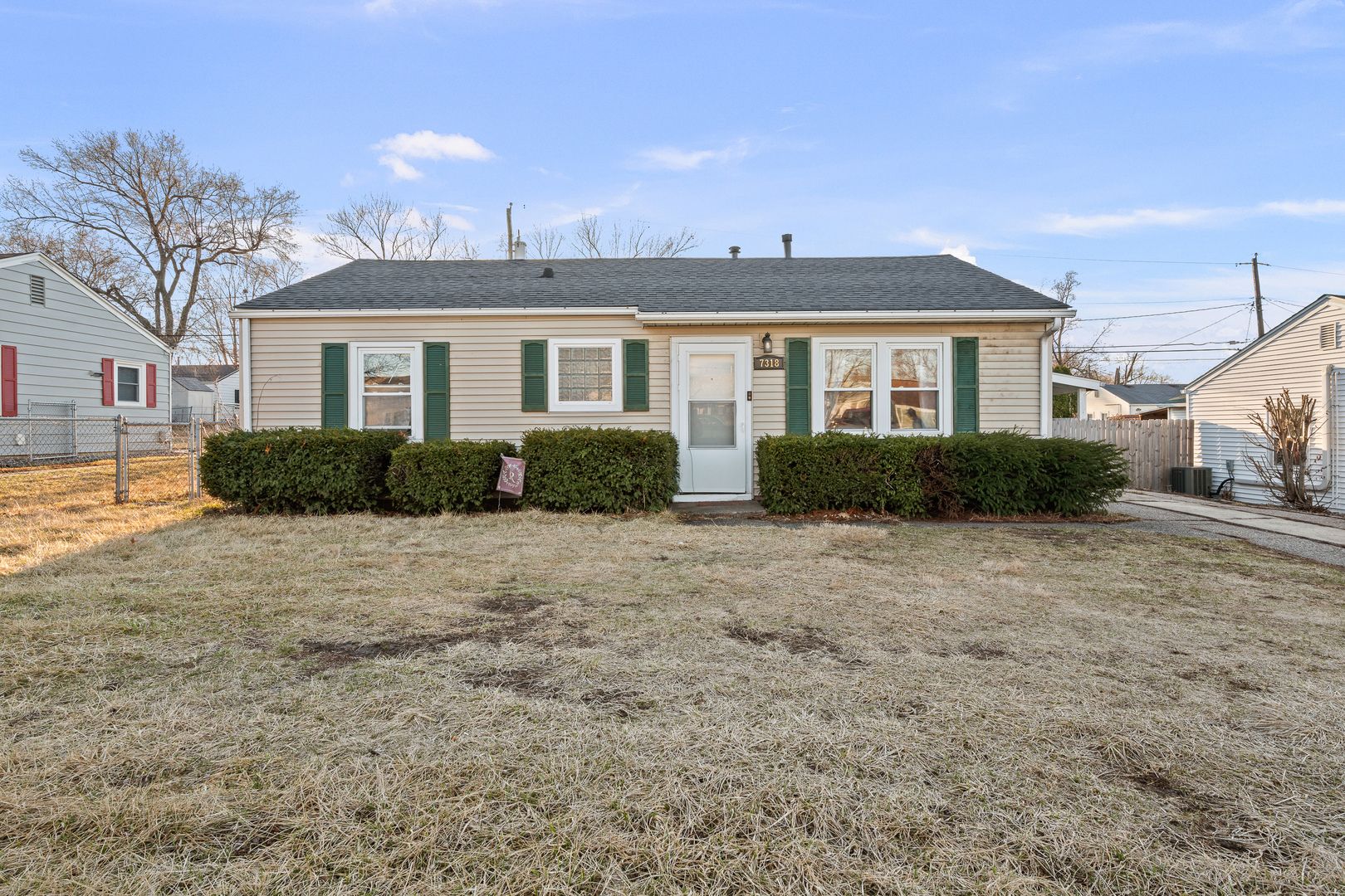 7318 Kelling Street — Davenport, IA 52806