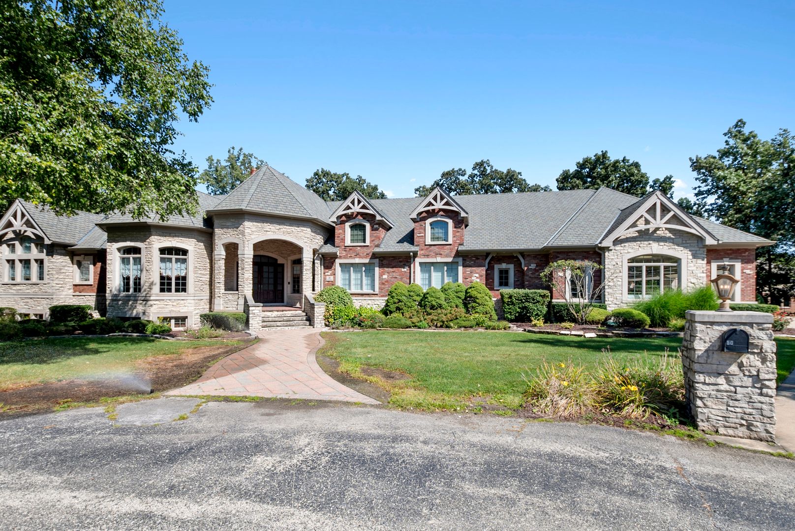 50 Elizabeth Lane — Palos Park, IL 60464