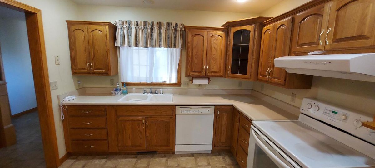 36 Illinois 17 Highway, New Windsor, IL 61465