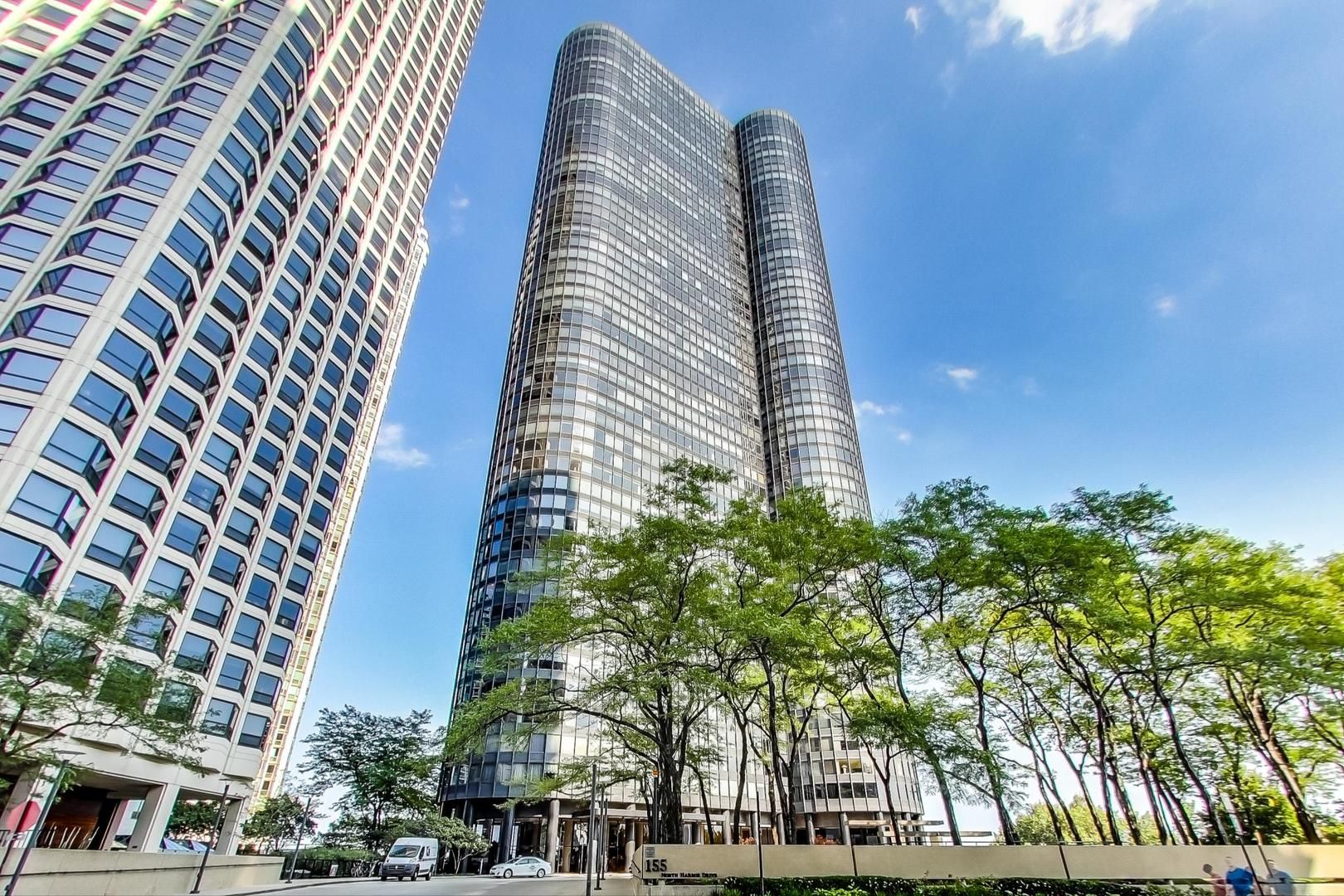 155 N Harbor Drive #1804 — Chicago, IL 60601