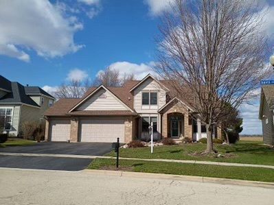 457 Davis Drive — Sycamore, IL 60178