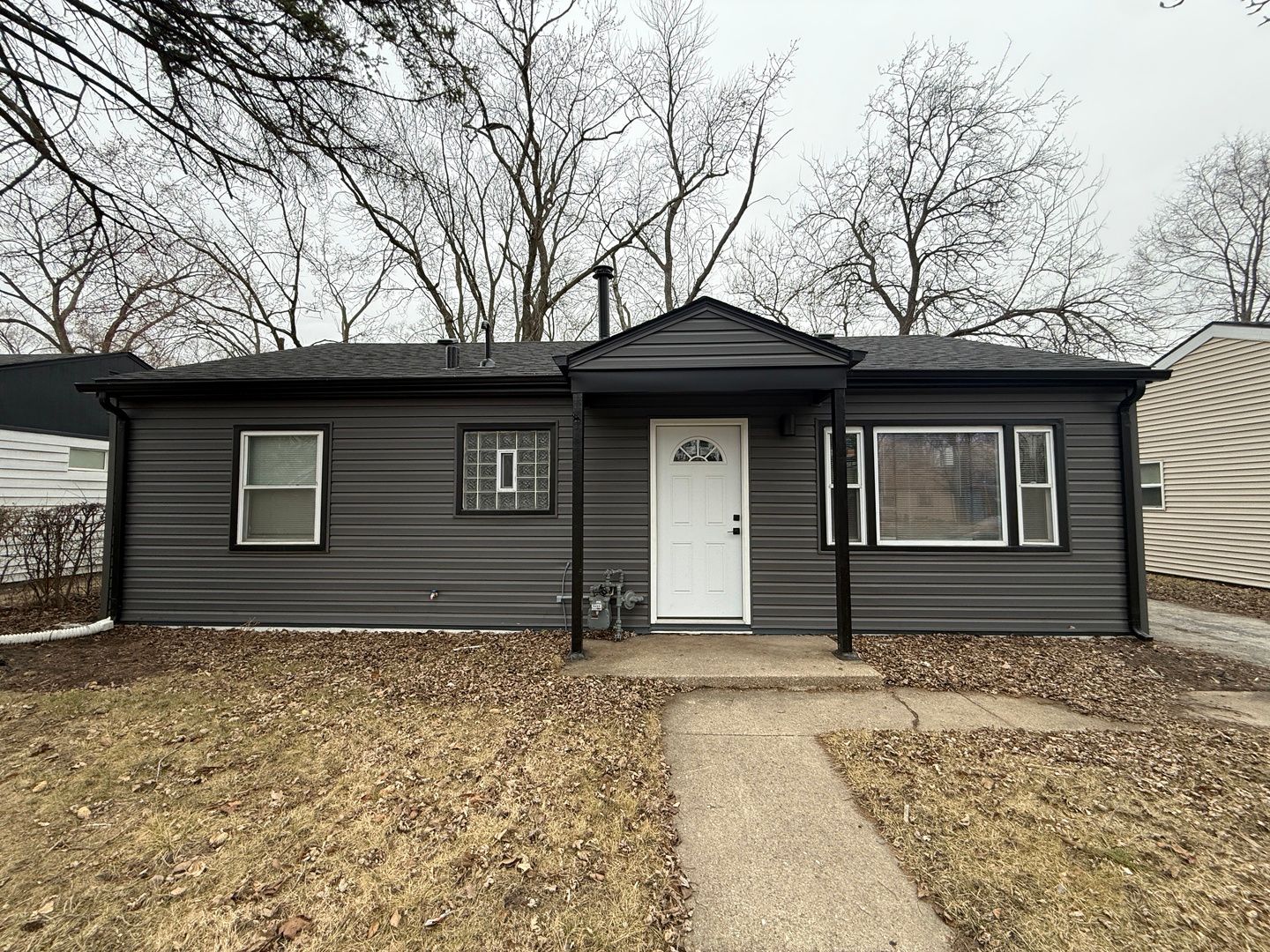 16752 Artesian Avenue — Hazel Crest, IL 60429
