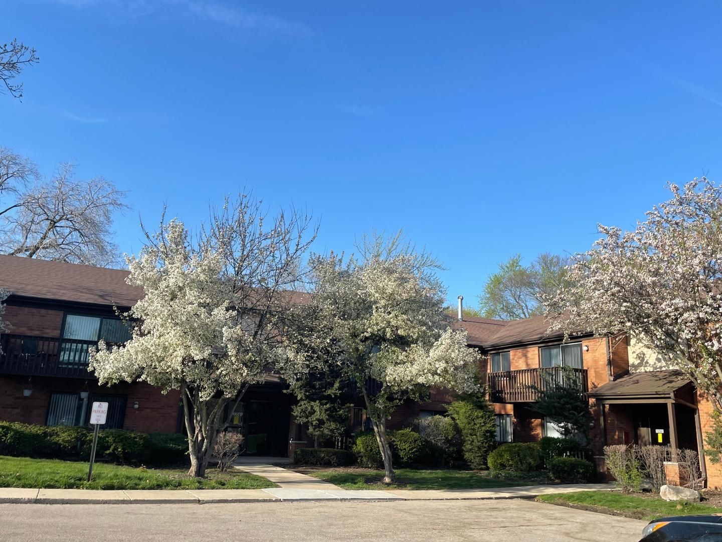 33561 Royal Oak Lane — Grayslake, IL 60030