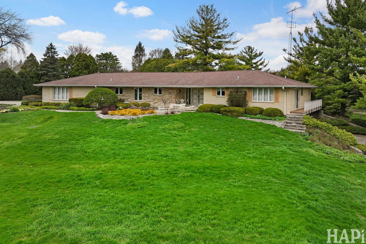 4914 3rd Street, Winthrop Harbor, IL 60096