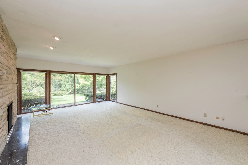 4914 3rd Street, Winthrop Harbor, IL 60096