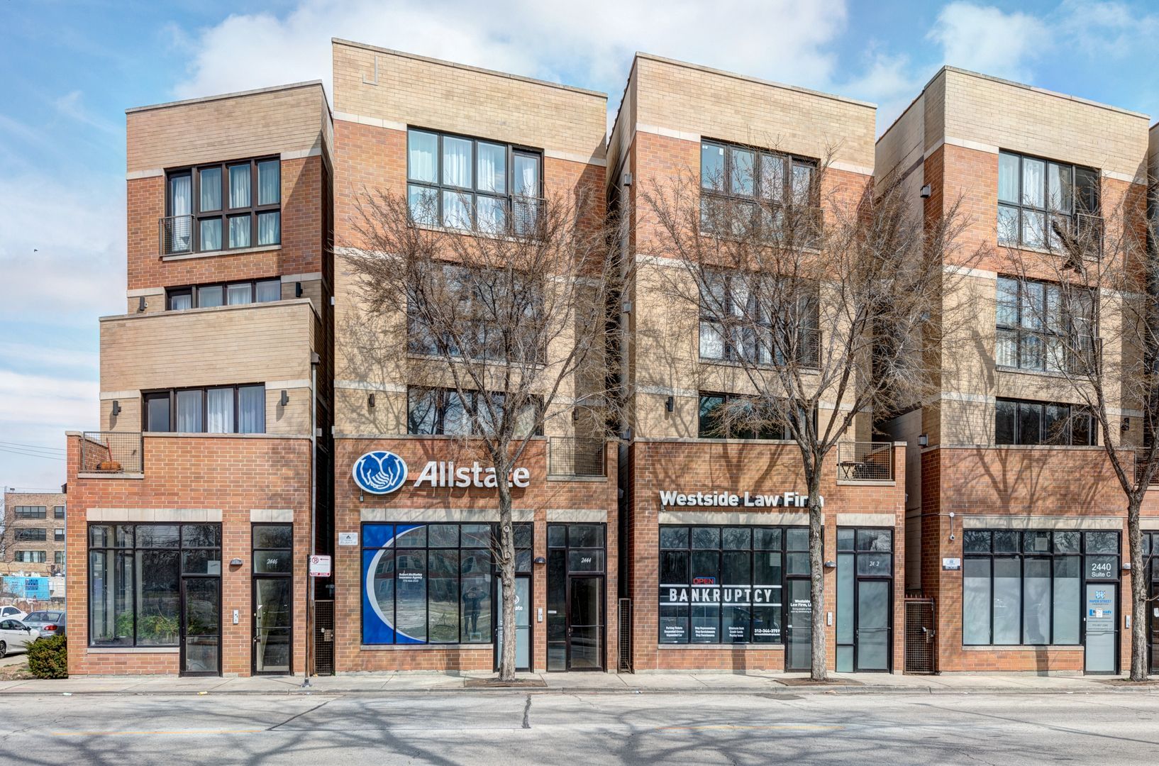 2444 W Madison Street #2 — Chicago, IL 60612