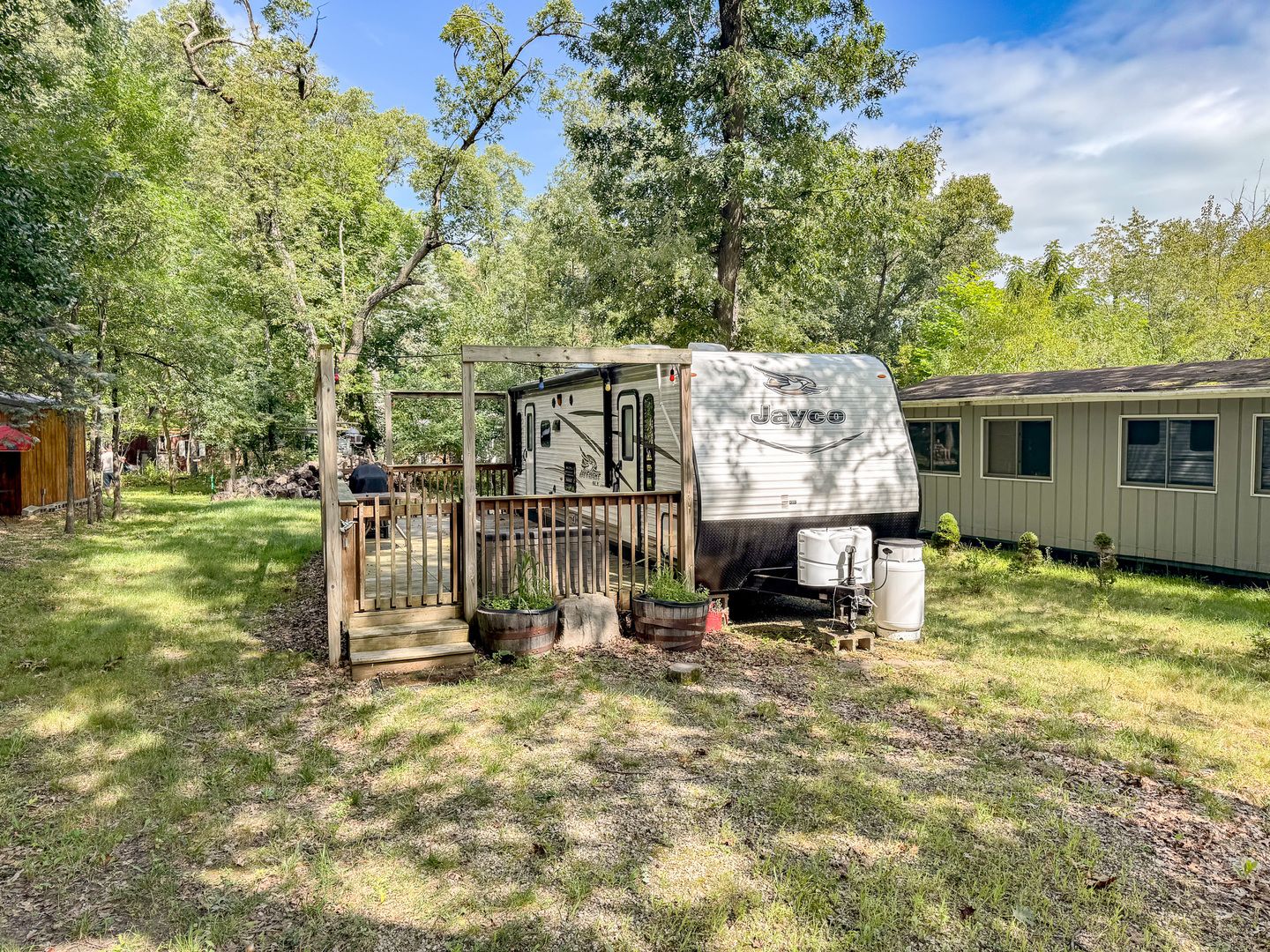 27/96 Woodhaven — Sublette, IL 61367