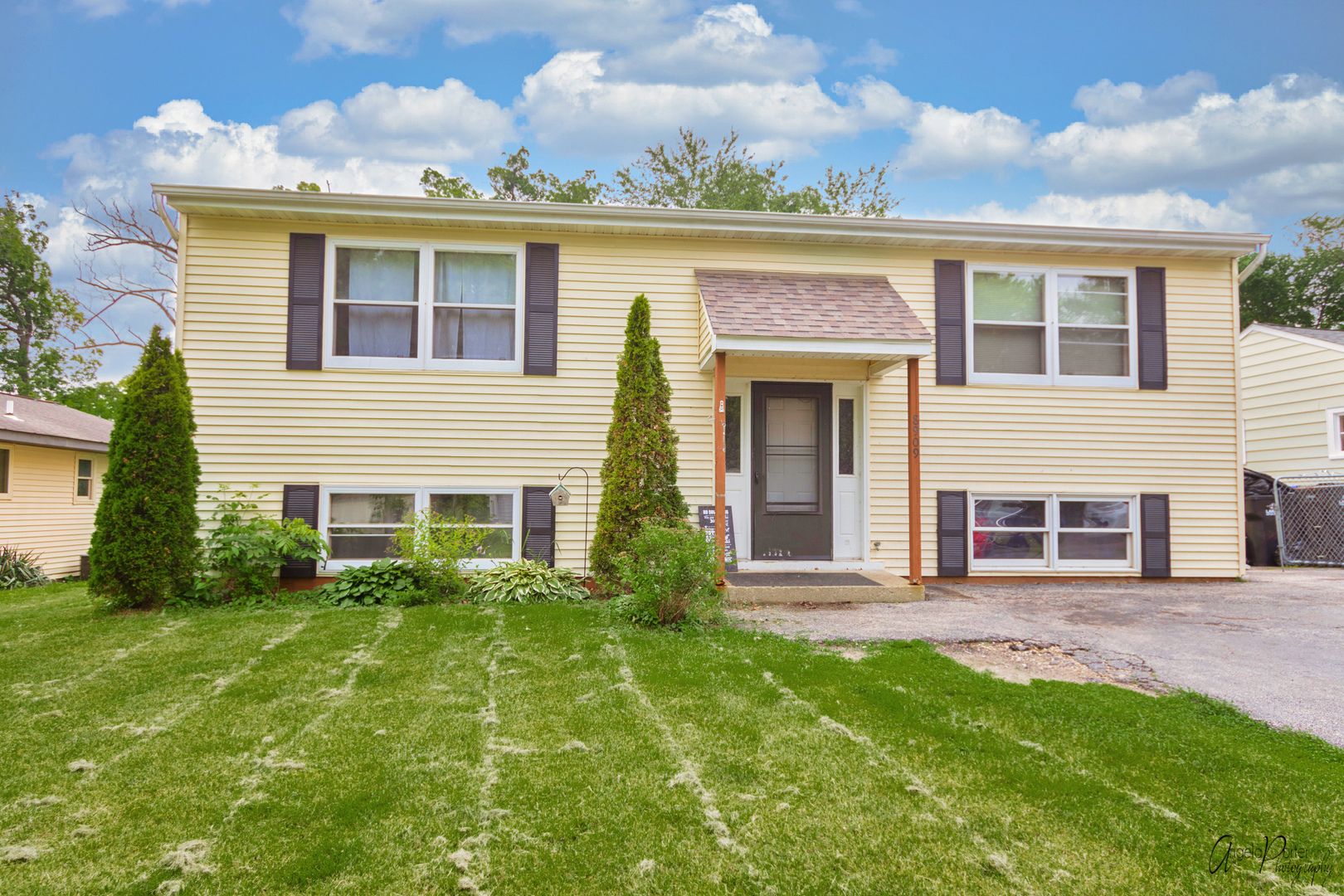 8909 Shady Lane — Wonder Lake, IL 60097