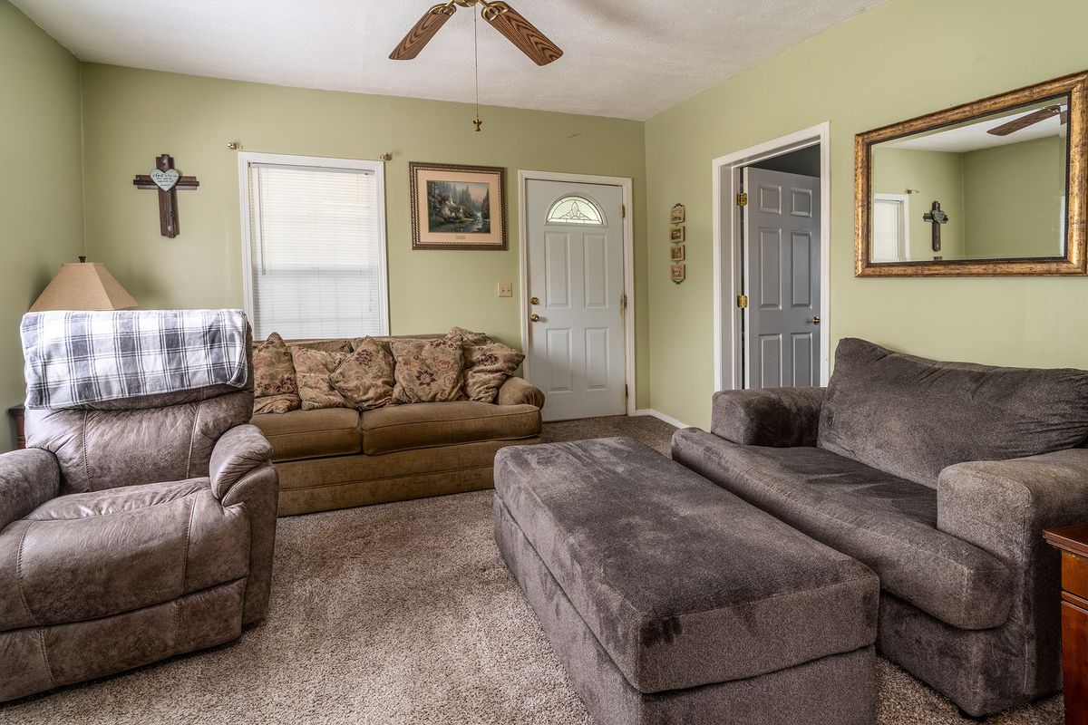 202 S Ervin Street, Pittsburg, IL 62974