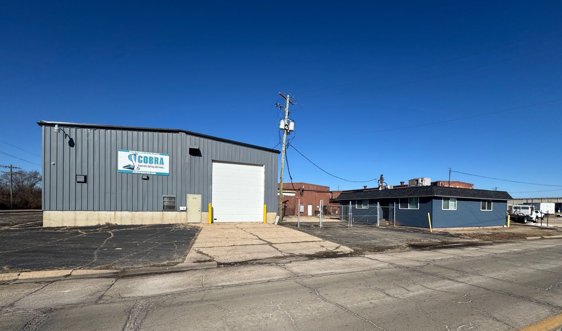 1912 23rd Avenue — Rockford, IL 61104