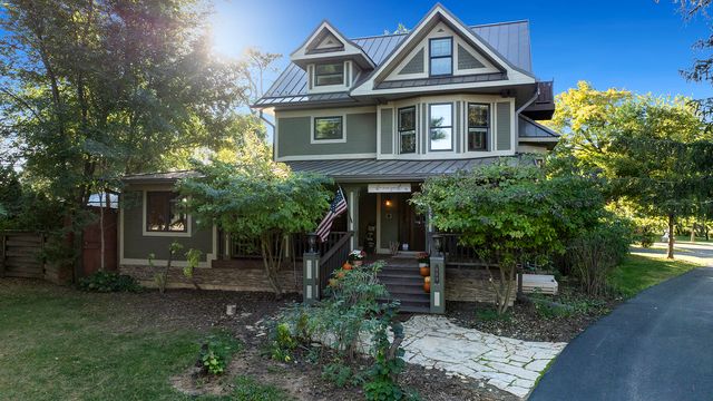 409 N State Street — Franklin Grove, IL 61031