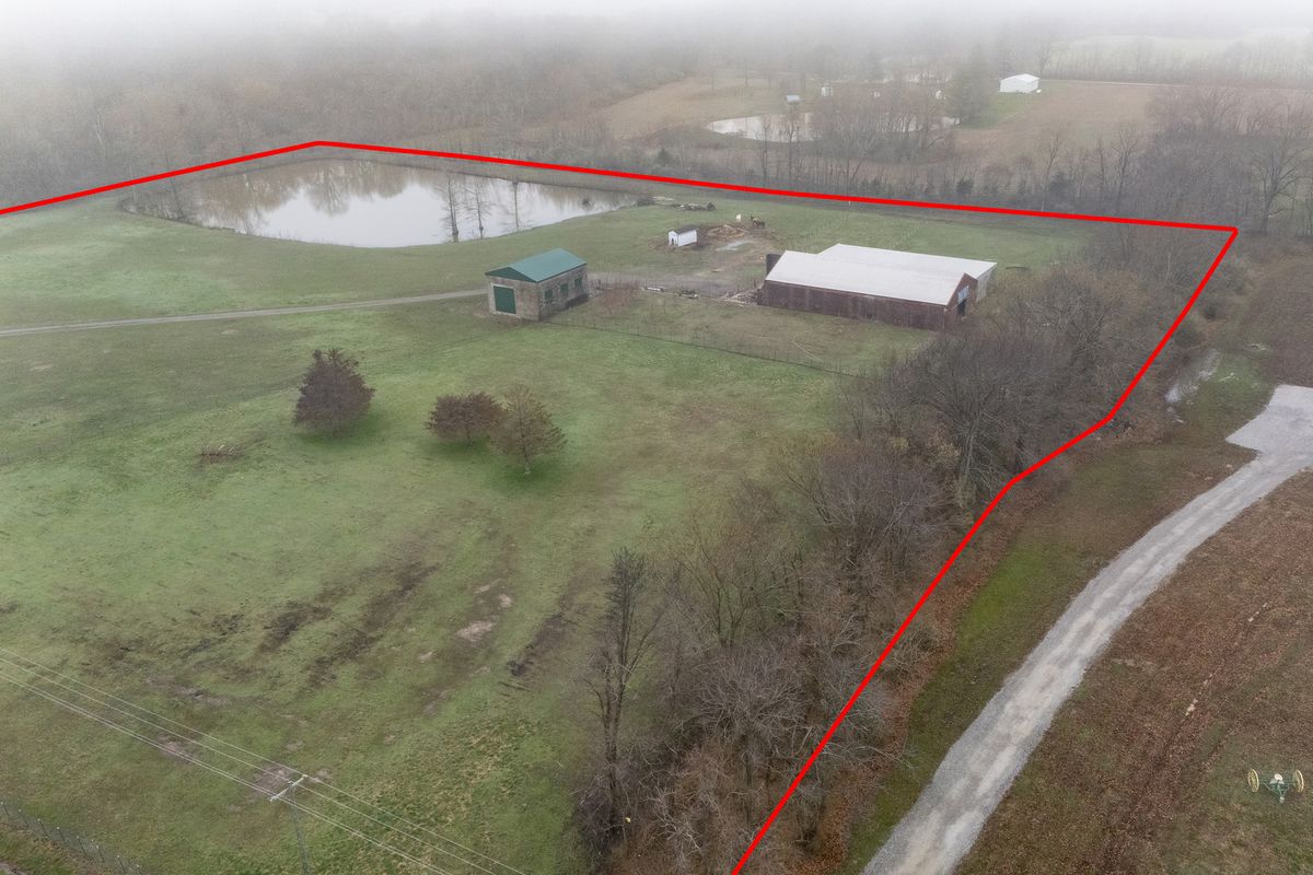 9301 Thomas Street, Coello, IL 62825
