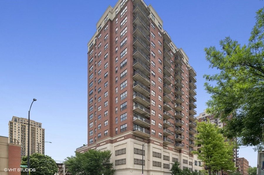 5 E 14TH Place #1705 — Chicago, IL 60605