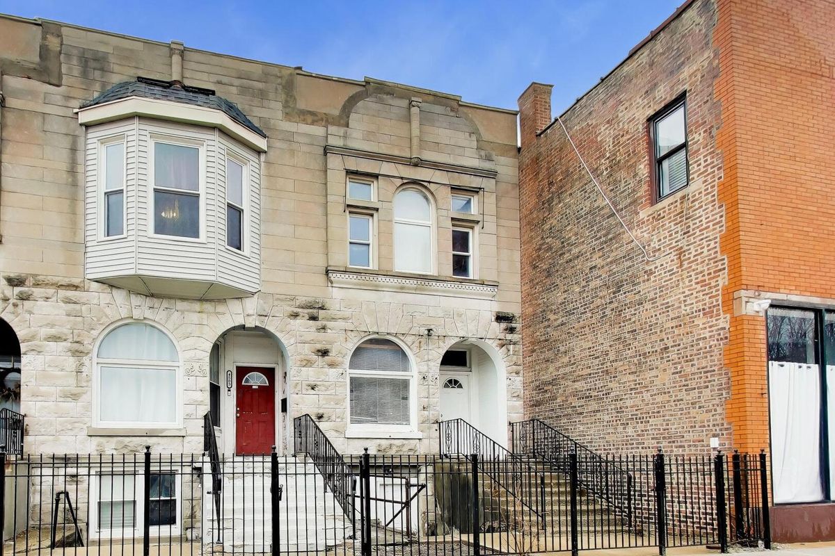 4505 Indiana Avenue, Chicago, IL 60653