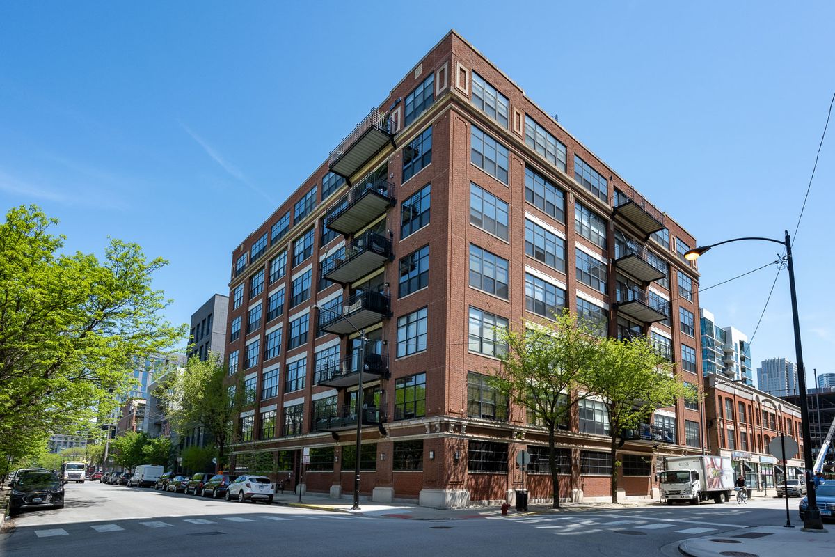850 ADAMS Street, Chicago, IL 60607