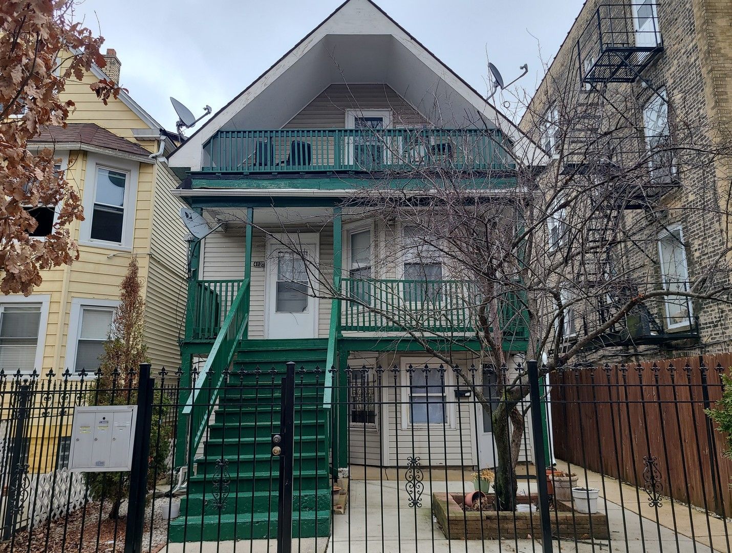 4135 N Bernard Street — Chicago, IL 60618