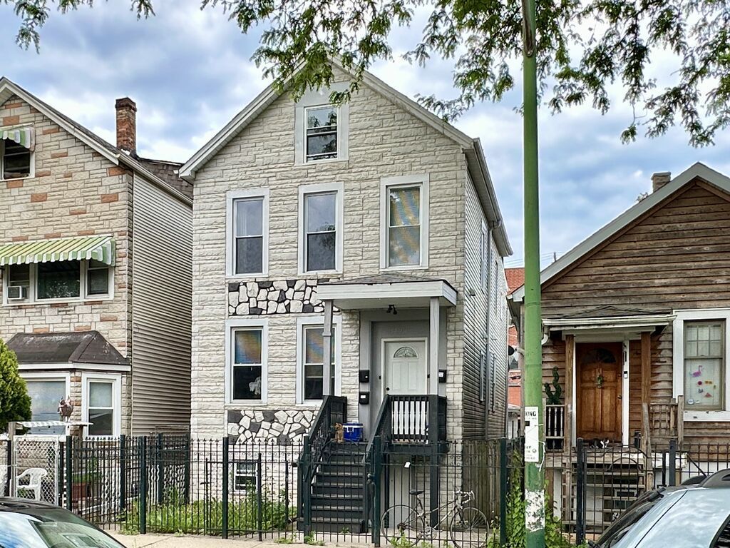 1721 N Mozart Street #G — Chicago, IL 60647