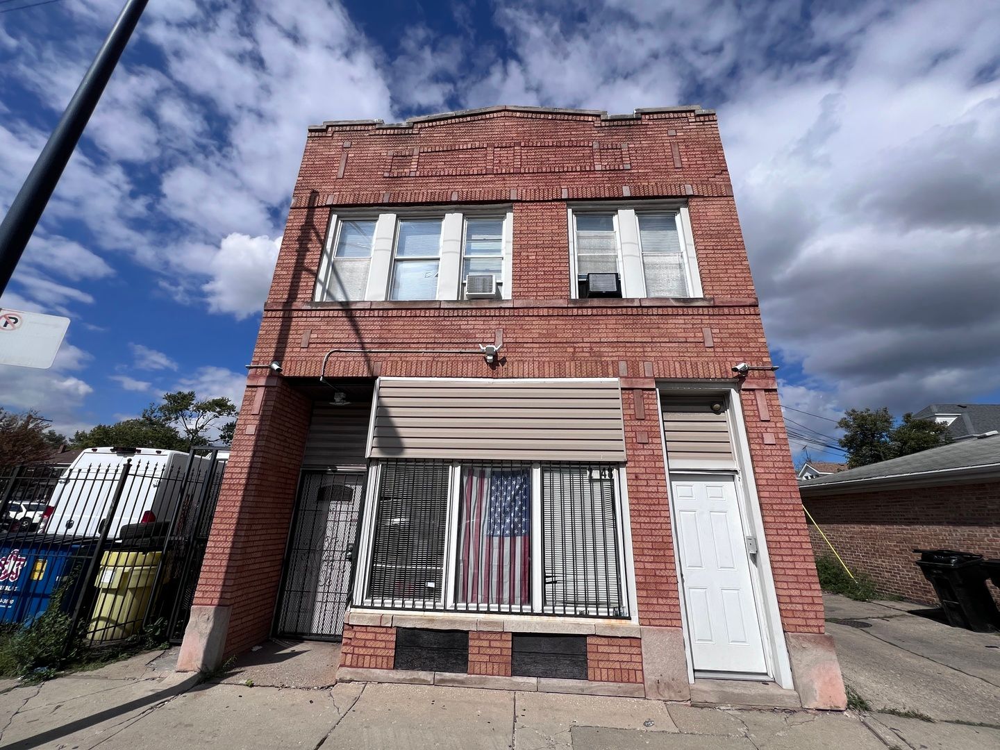 2548 W 71st Street #1F — Chicago, IL 60629