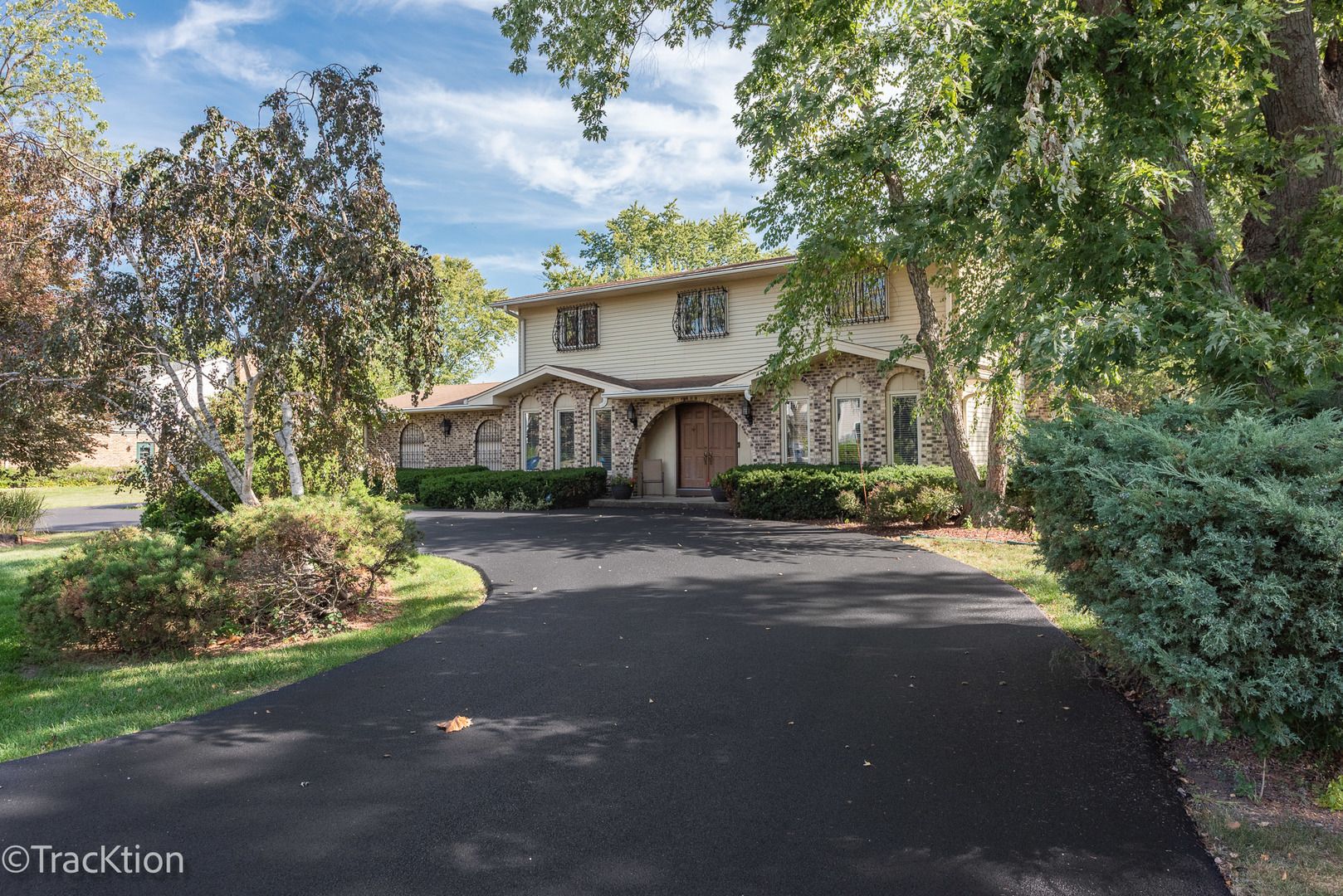 23061 N Apple Hill Lane — Lincolnshire, IL 60069