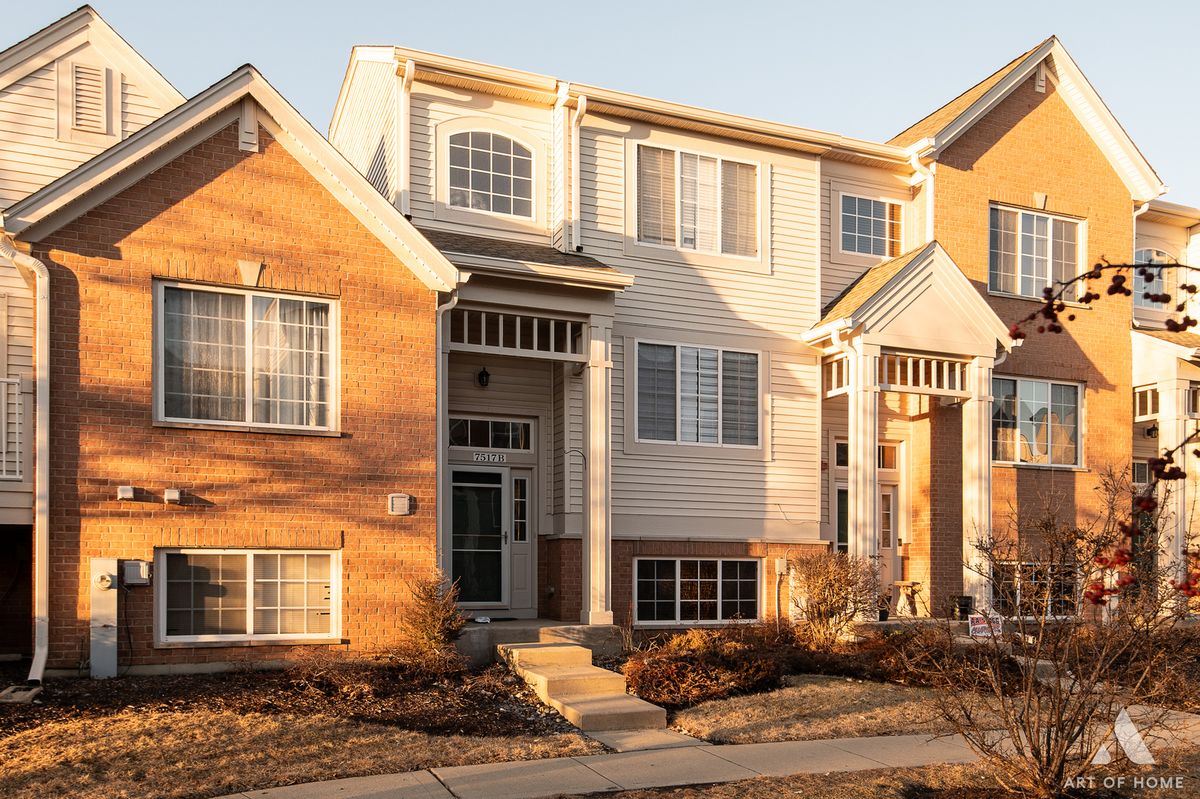 7517 Savoy Lane, Bridgeview, IL 60455