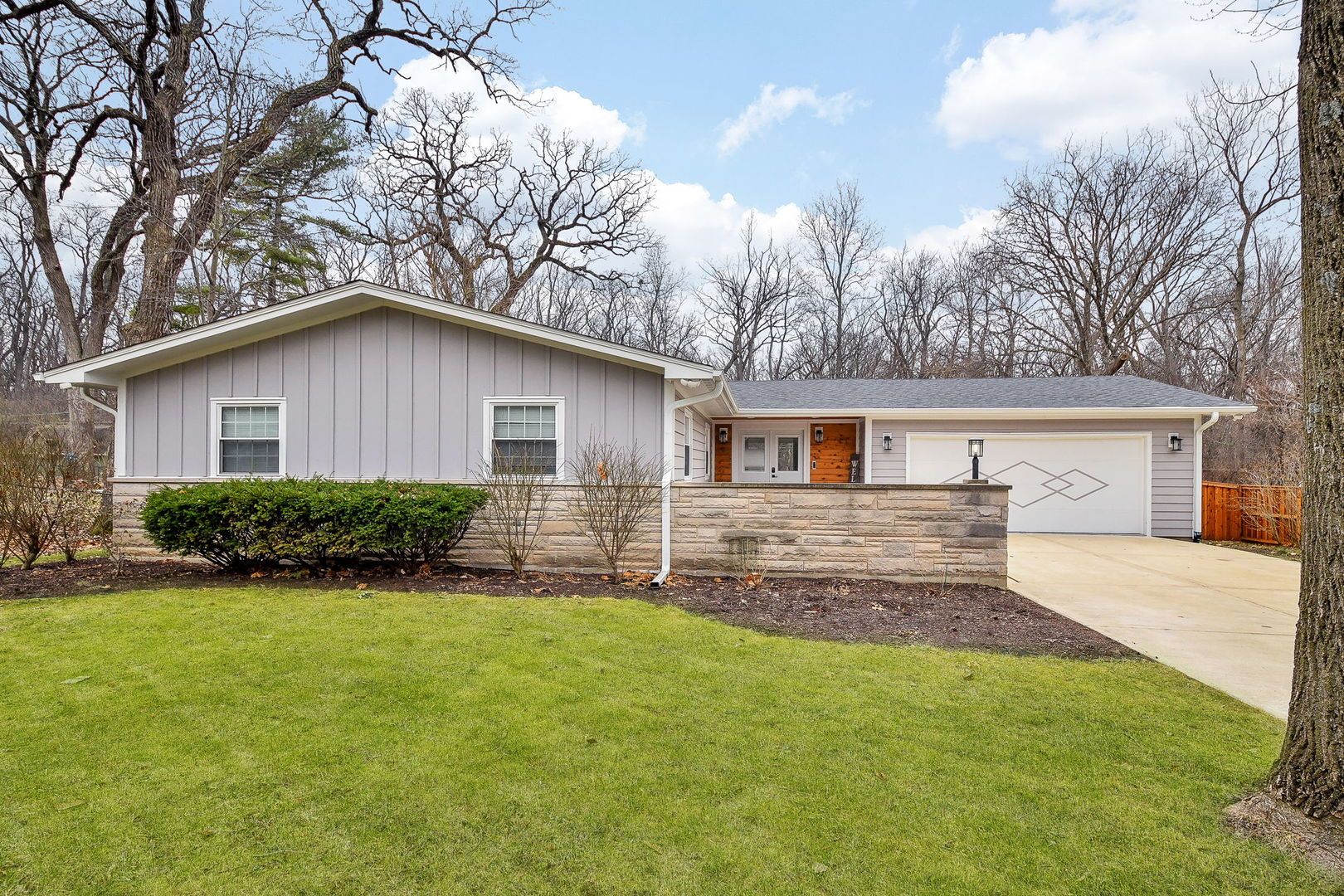 3N556 Woodland Avenue — West Chicago, IL 60185