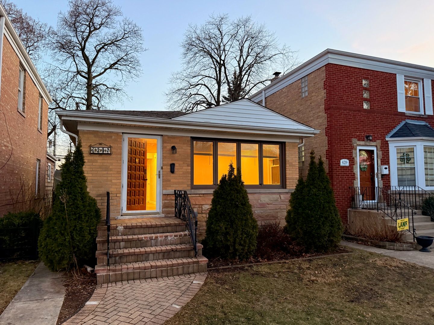 6217 W Peterson Avenue — Chicago, IL 60646
