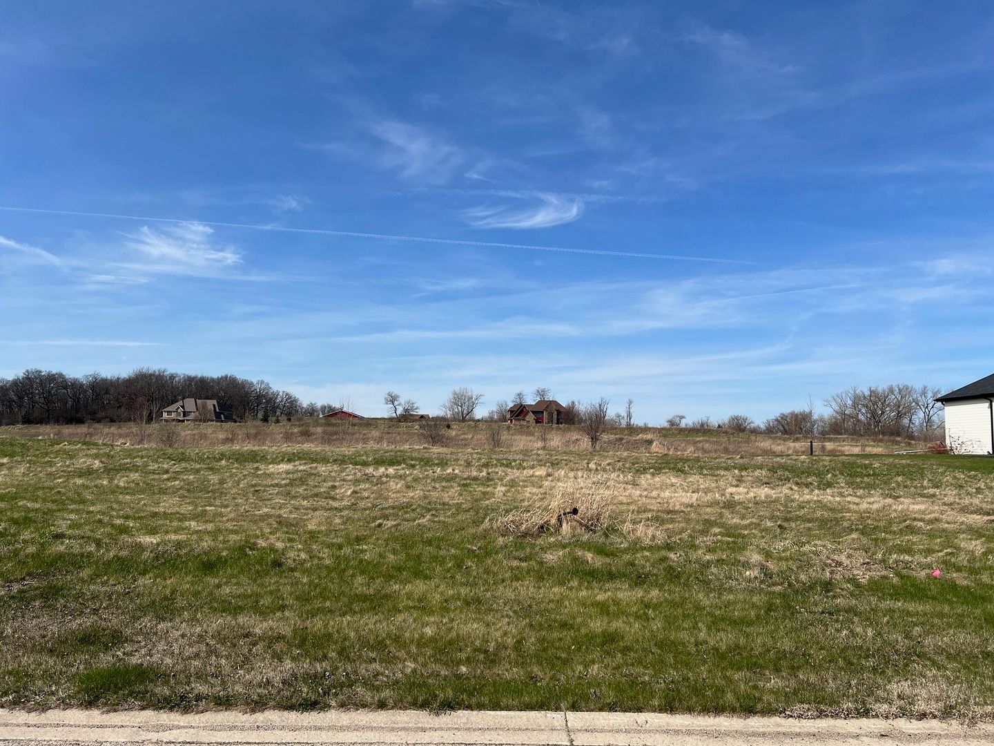 10400 Red Leaf Circle — Lakewood, IL 60014