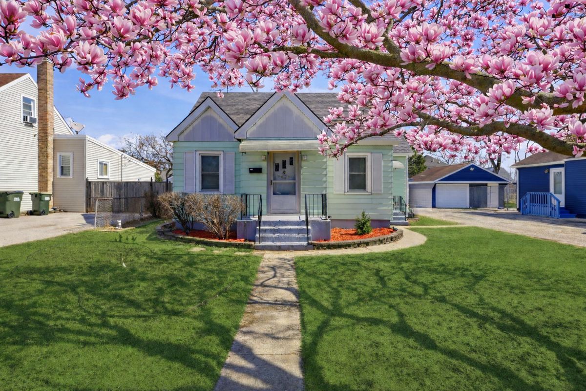 2039 Scott Street, Melrose Park, IL 60164