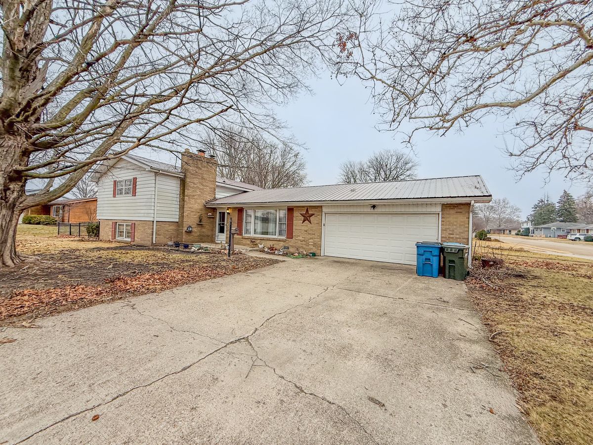 802 19th Street, Sterling, IL 61081