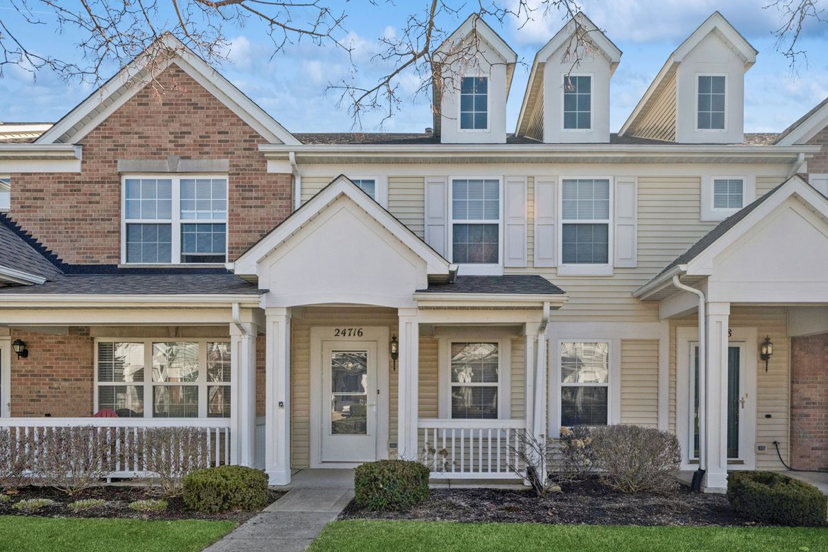 24716 George Washington Drive, Plainfield, IL 60544