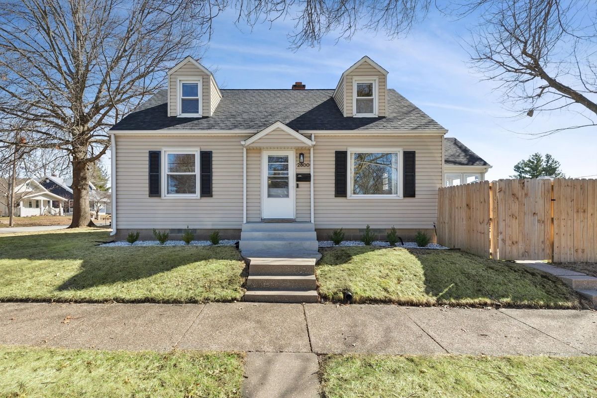 2800 15th Street, Moline, IL 61265