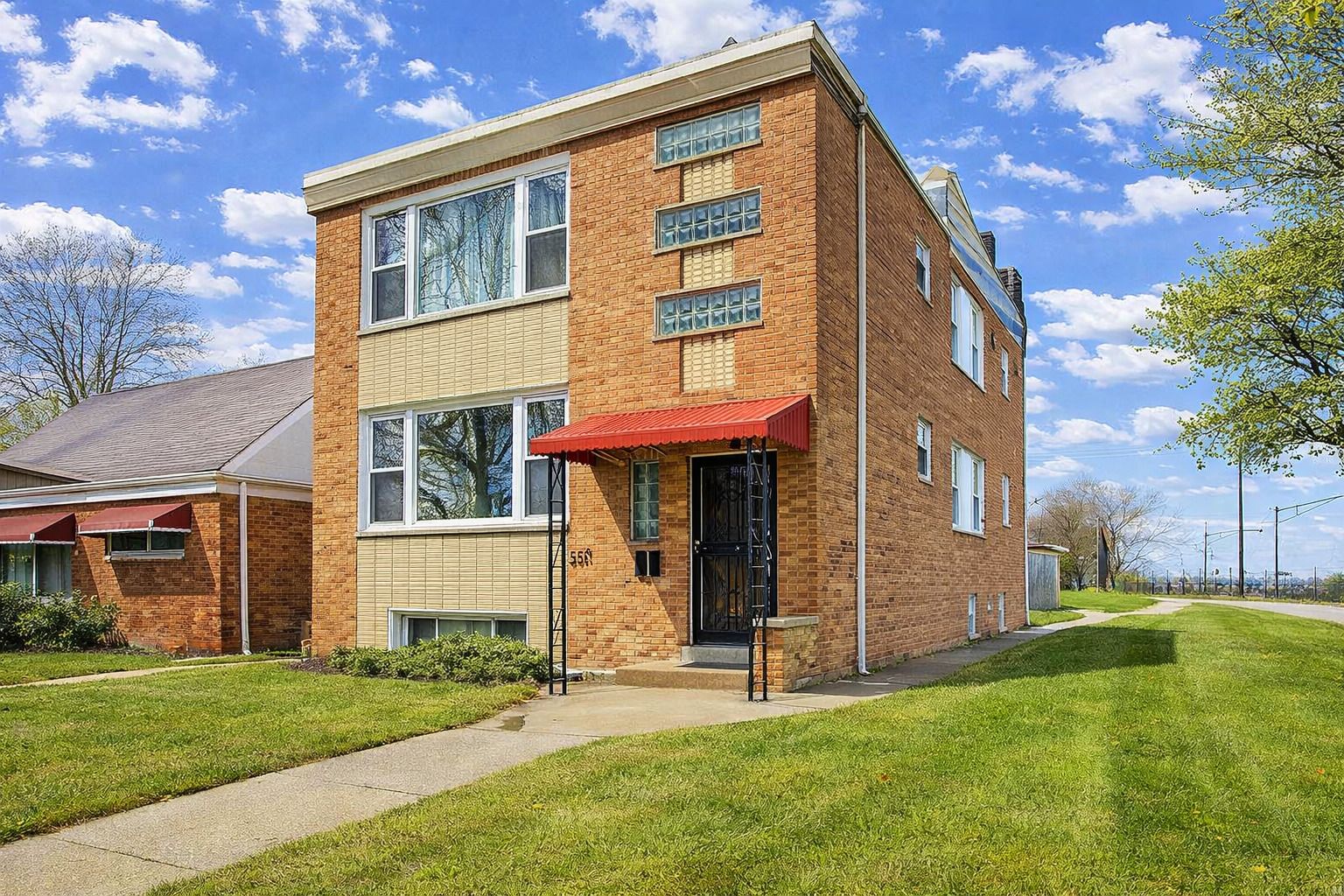 38 W 78th Street — Chicago, IL 60620