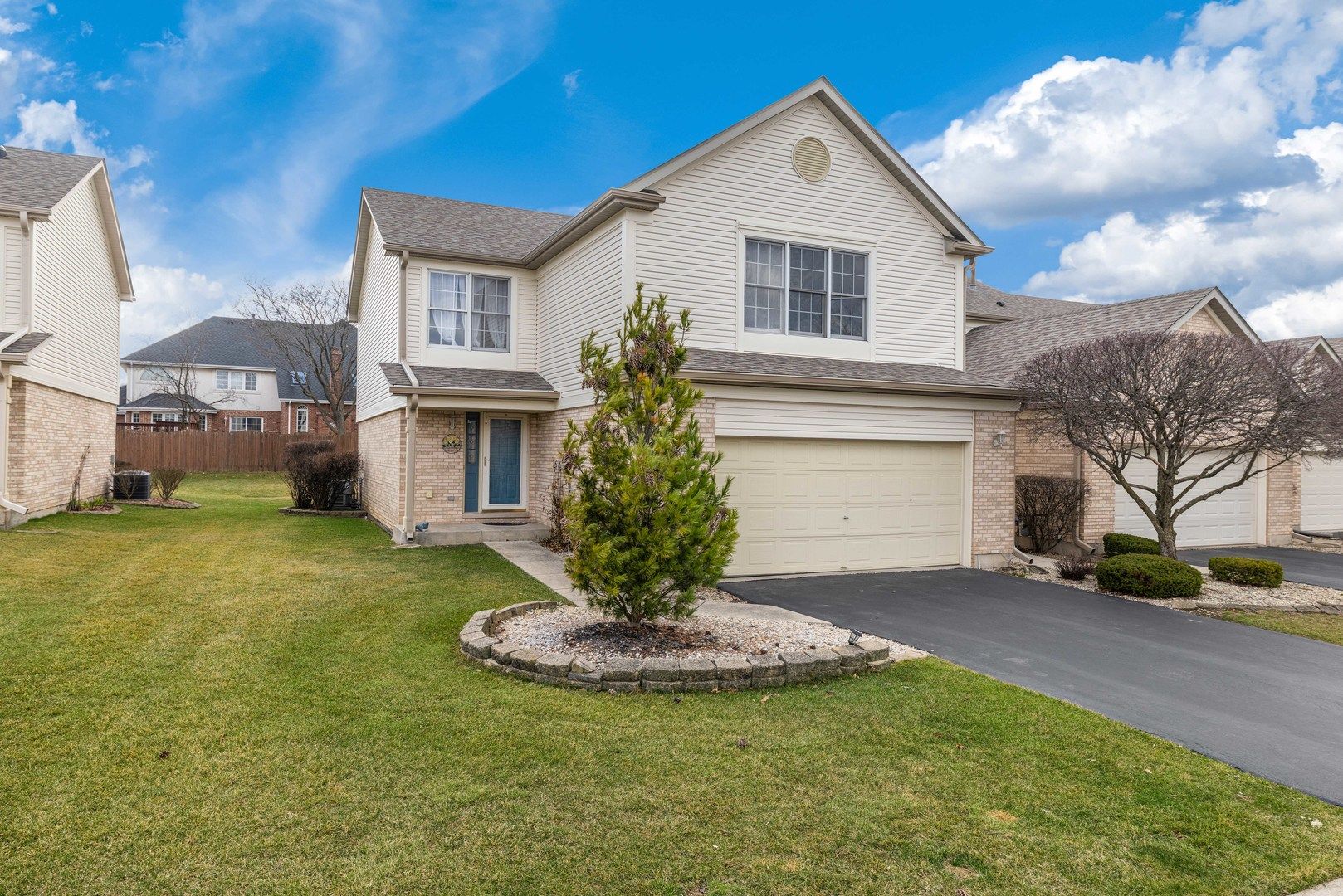 7811 Bristol Park Drive — Tinley Park, IL 60477
