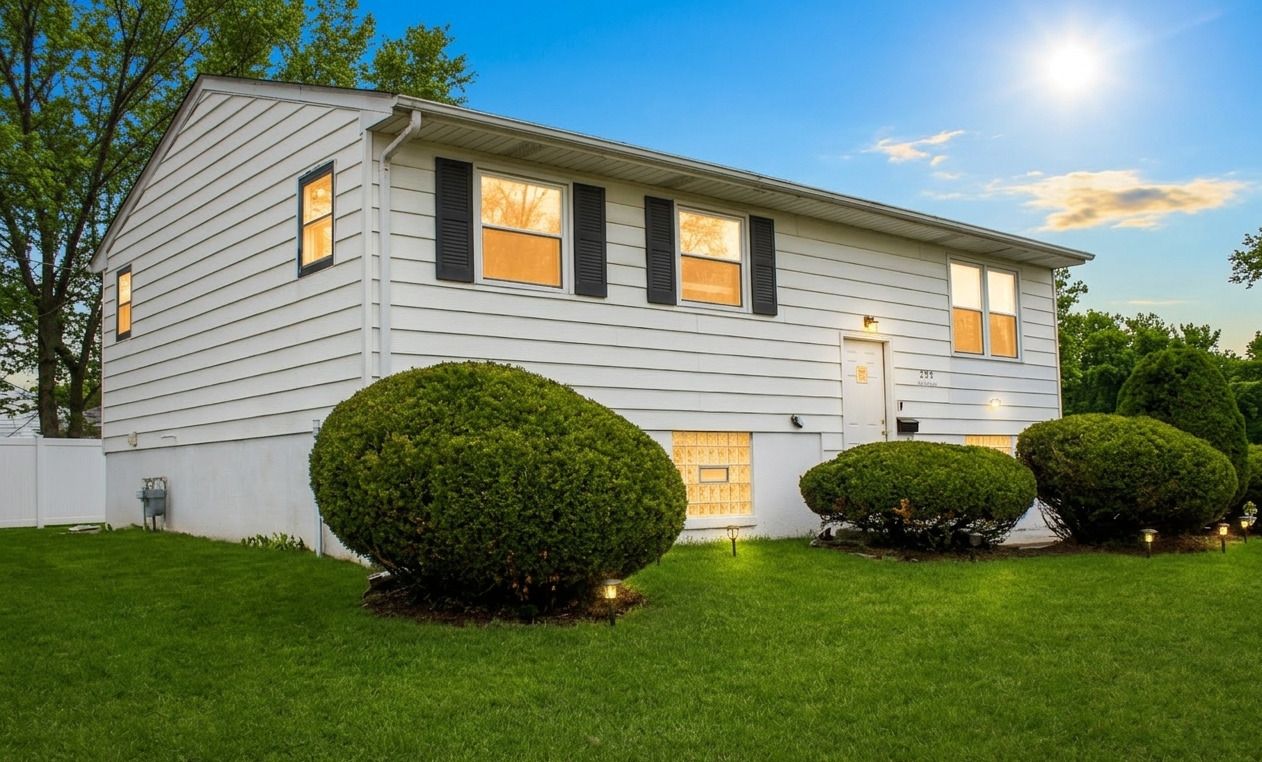 299 Beacon Boulevard — Chicago Heights, IL 60411