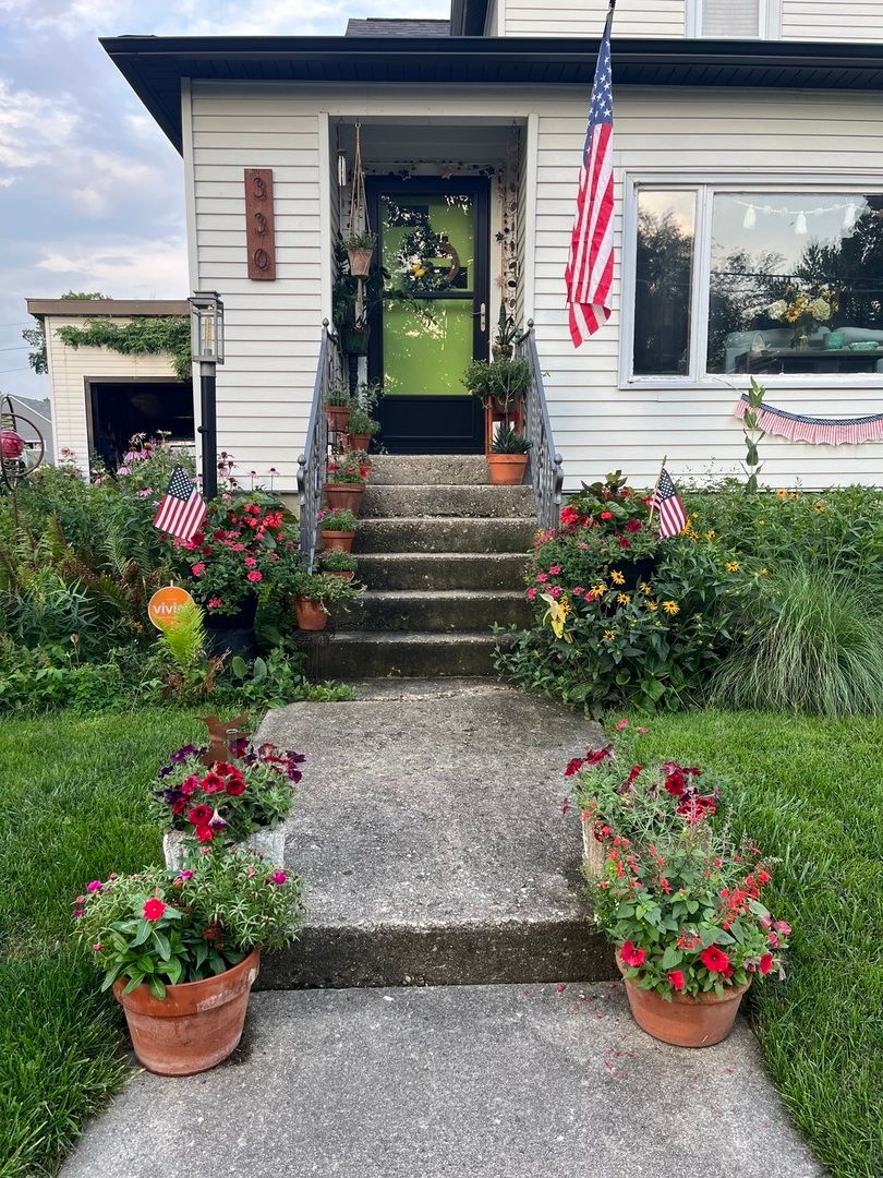 330 Birch Street, Waterman, IL 60556