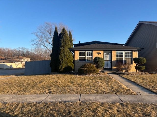 18143 IDLEWILD Drive — Country Club Hills, IL 60478