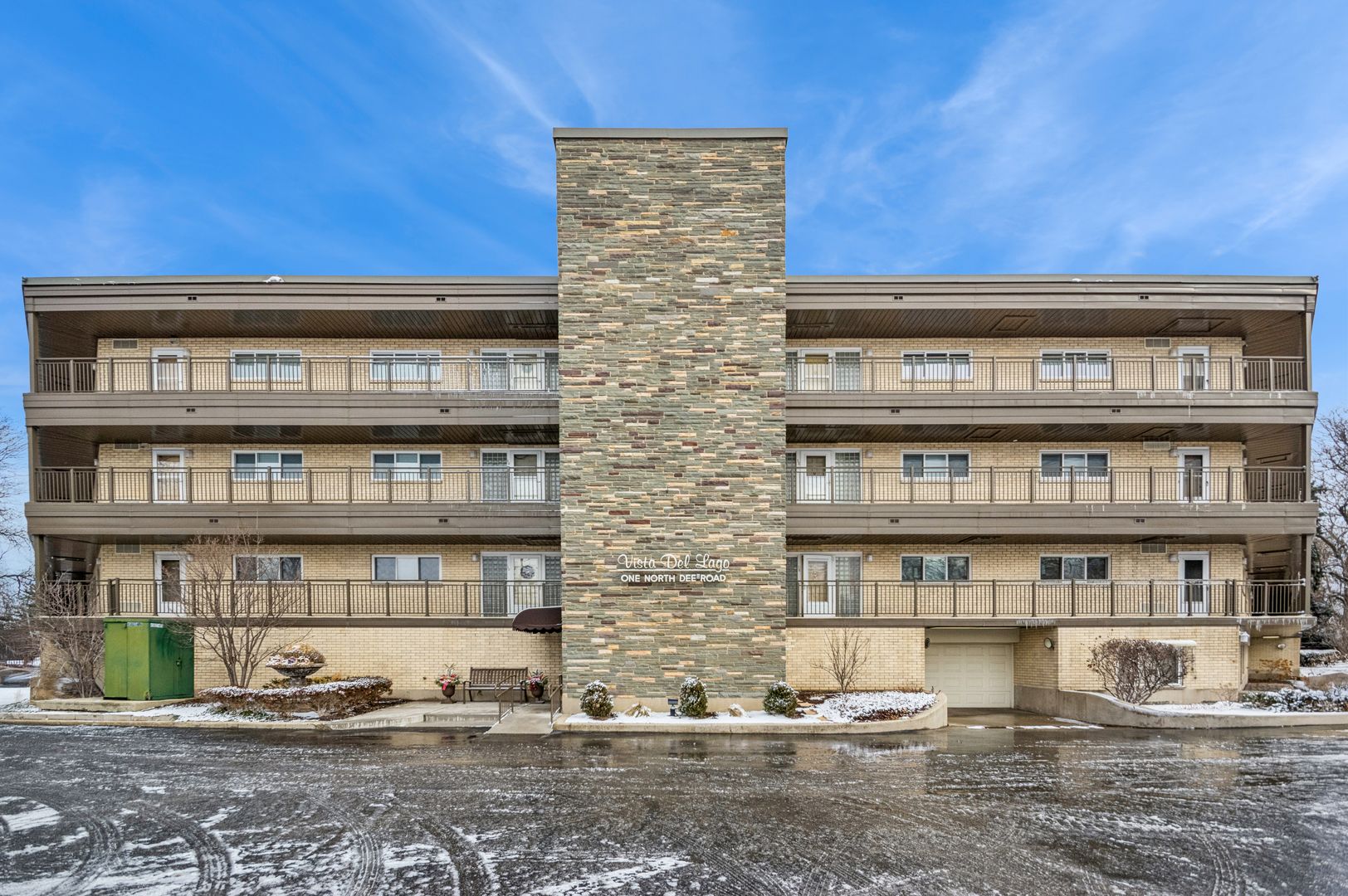 1 N Dee Road #3G — Park Ridge, IL 60068