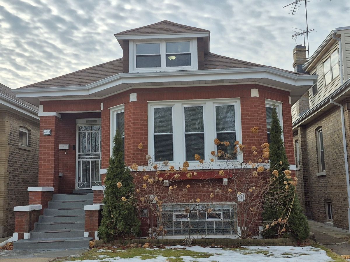 4855 Argyle Street, Chicago, IL 60630