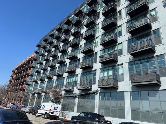 1224 W Van Buren Street #511 — Chicago, IL 60607