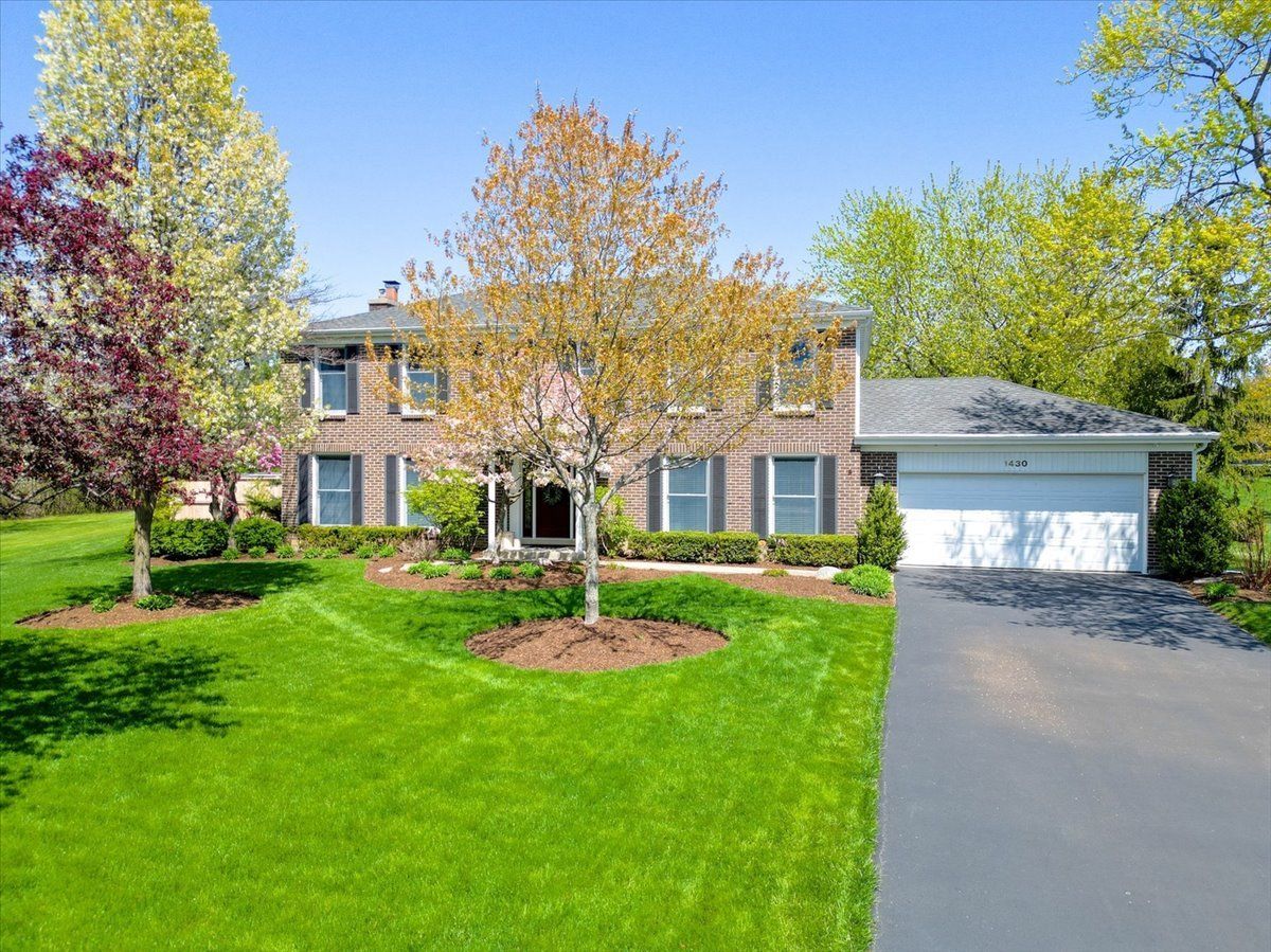1430 Allyson Court — Libertyville, IL 60048