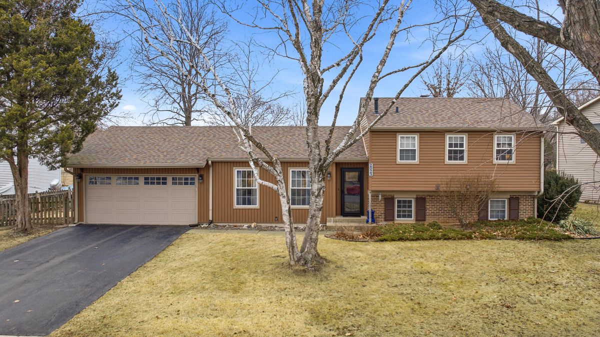 2023 Springside Drive, Naperville, IL 60565