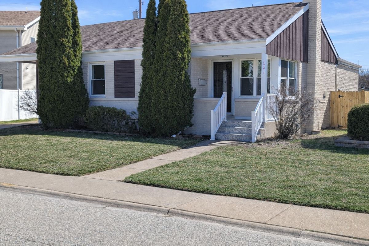 7241 Mcvicker Avenue, Chicago, IL 60646