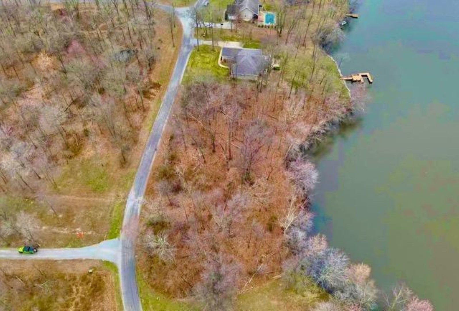 #16 Moses Manor Drive — Benton, IL 62812