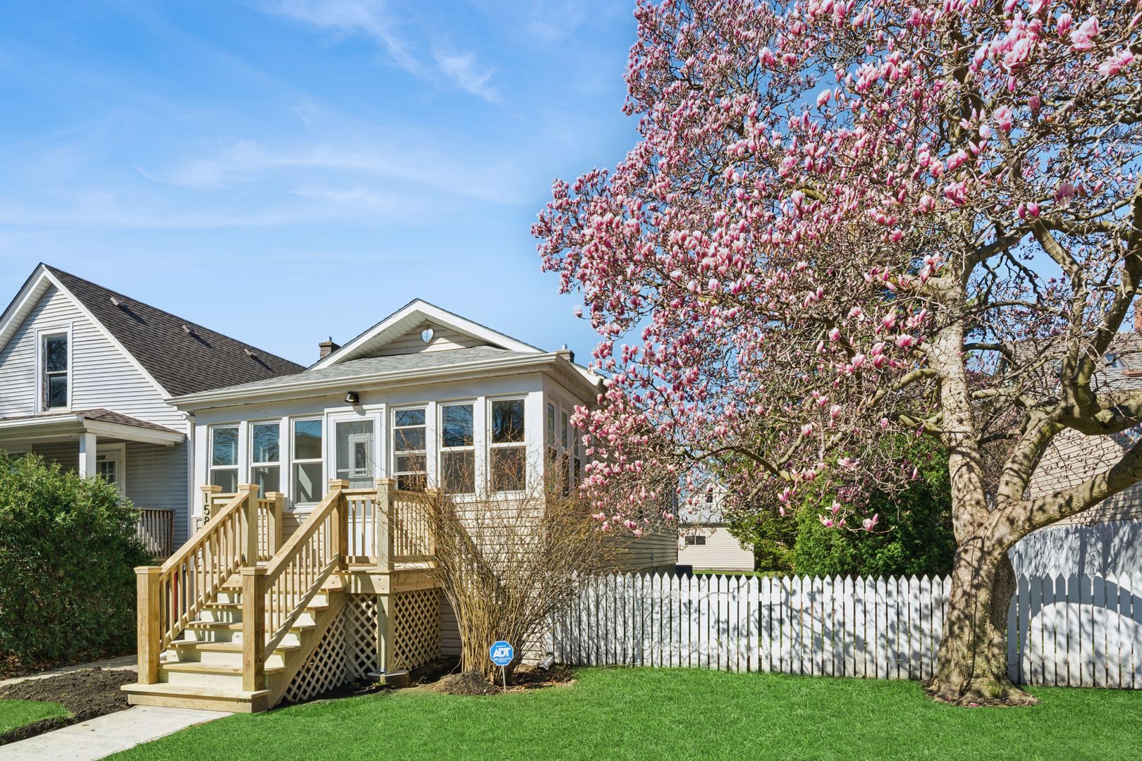 1580 Florence Avenue — Evanston, IL 60201