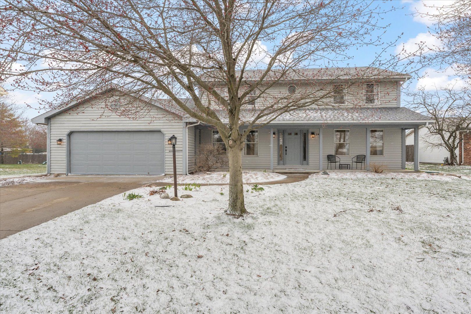 2406 Cherry Hills Drive — Champaign, IL 61822