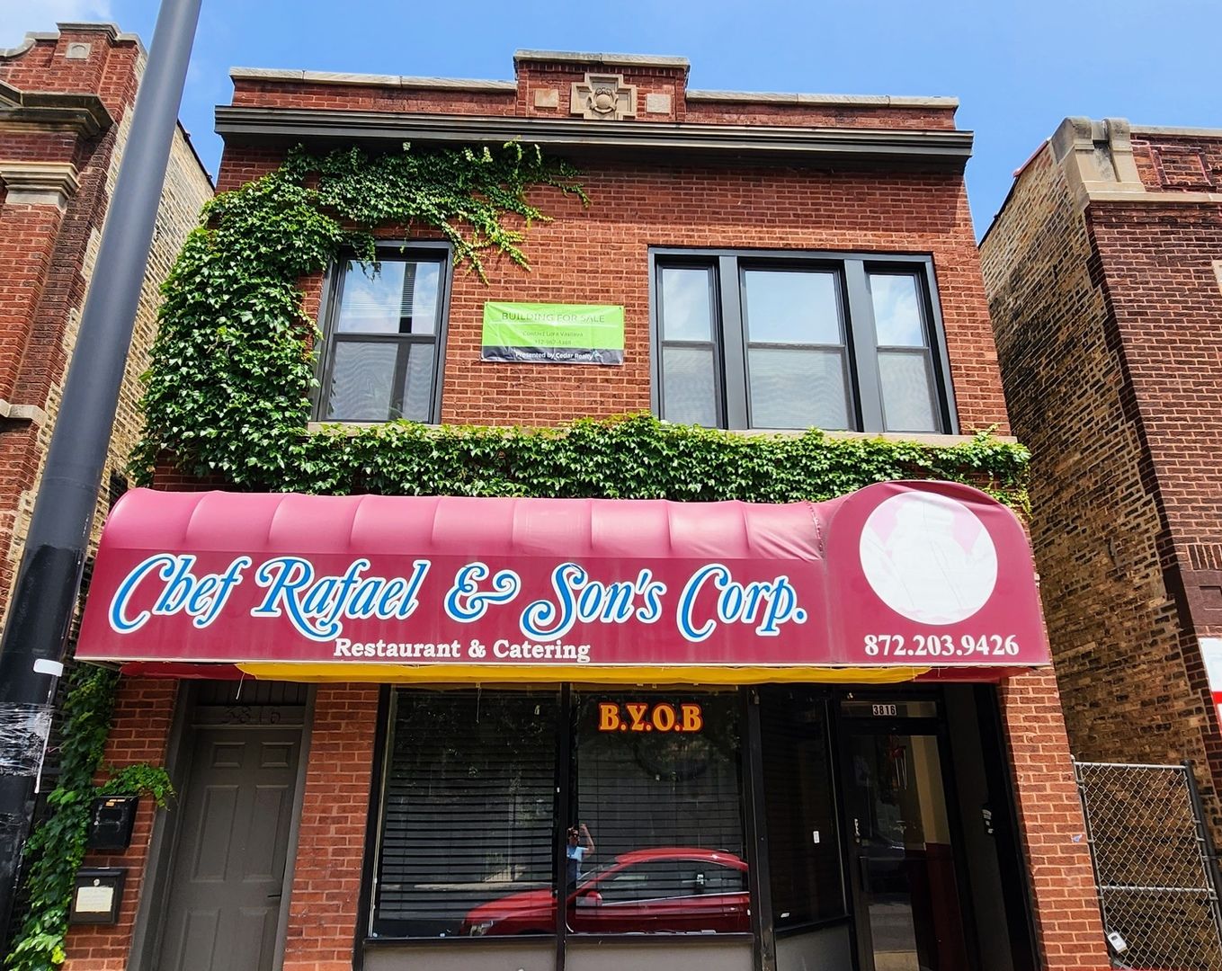 3816 W MONTROSE Avenue — Chicago, IL 60618